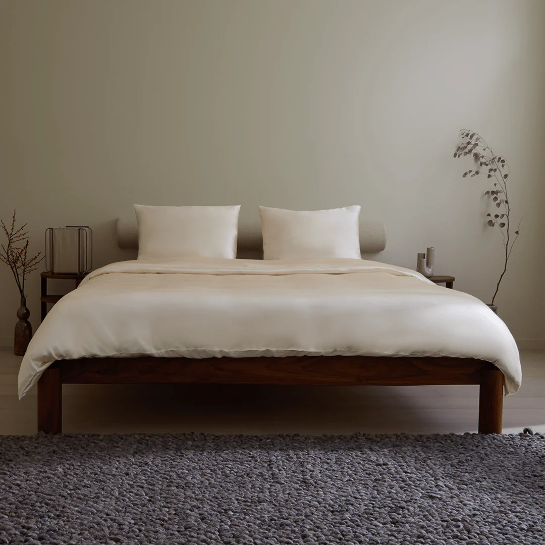 Premium Silk Duvet Cover Set - Image 3