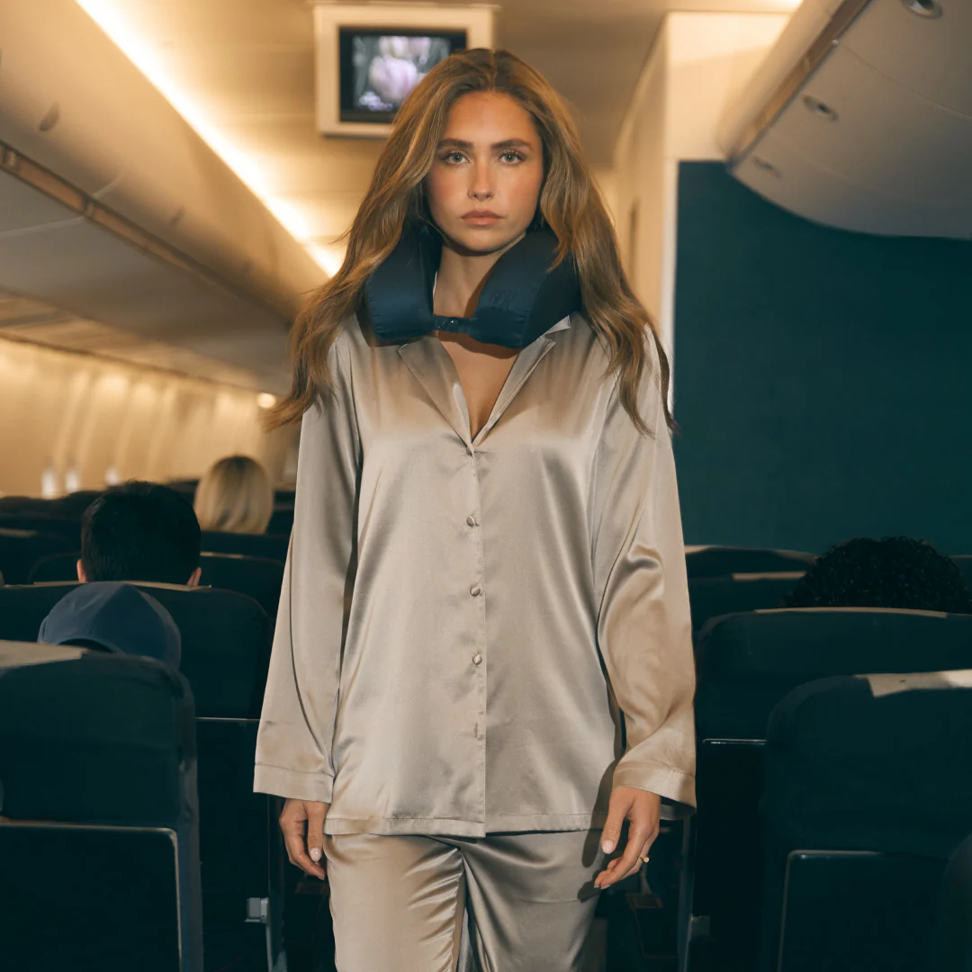 Silk Travel Pillow - Image 4